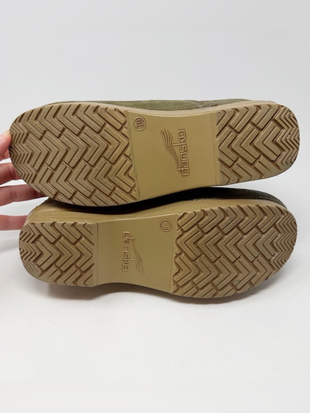 Dansko Pro Clog Green Burnished Nubuck Nursing Clog Shoes - Picture 7 of 12